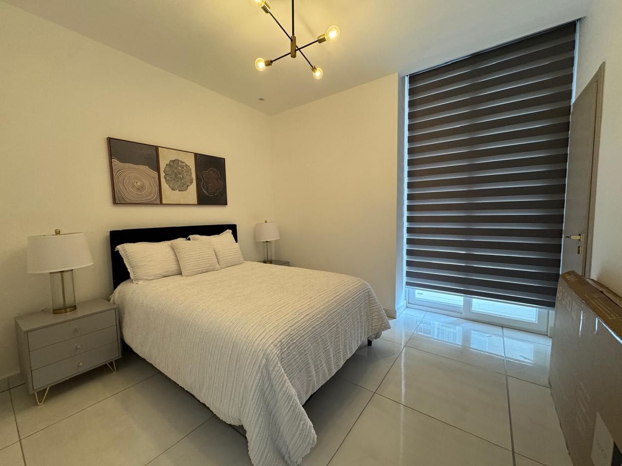 Condominio amueblado en Torre Ámbar, Lomas del Guijarro