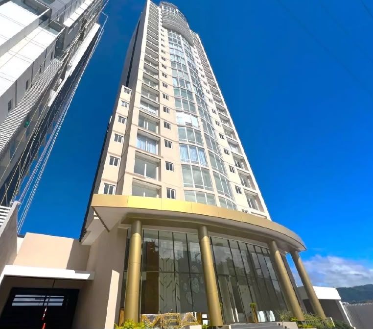 Condominio amueblado en Torre Ámbar, Lomas del Guijarro