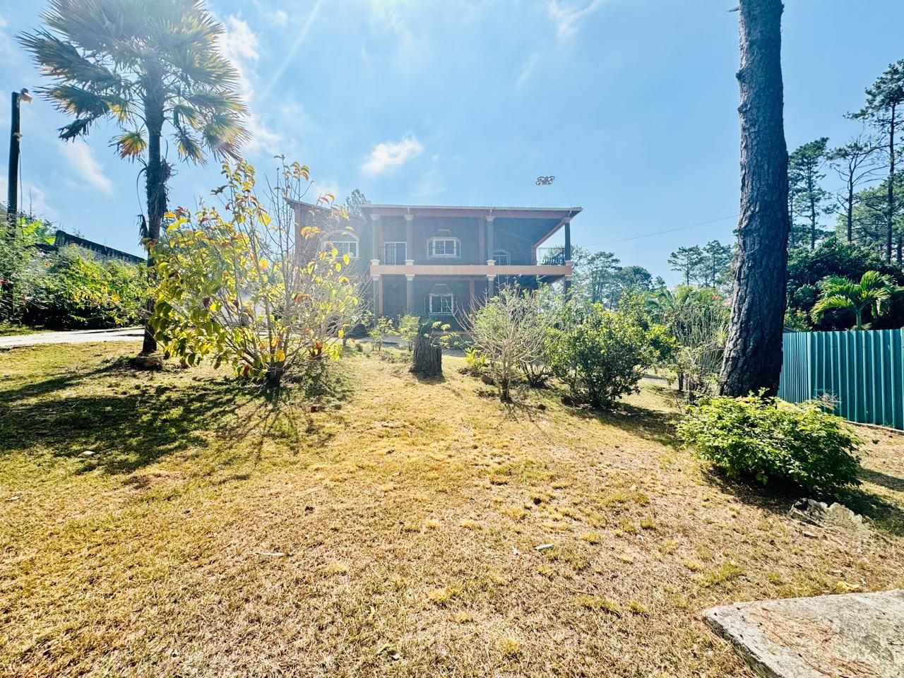 Residencia en Pinares del Valle, Valle de Ángeles